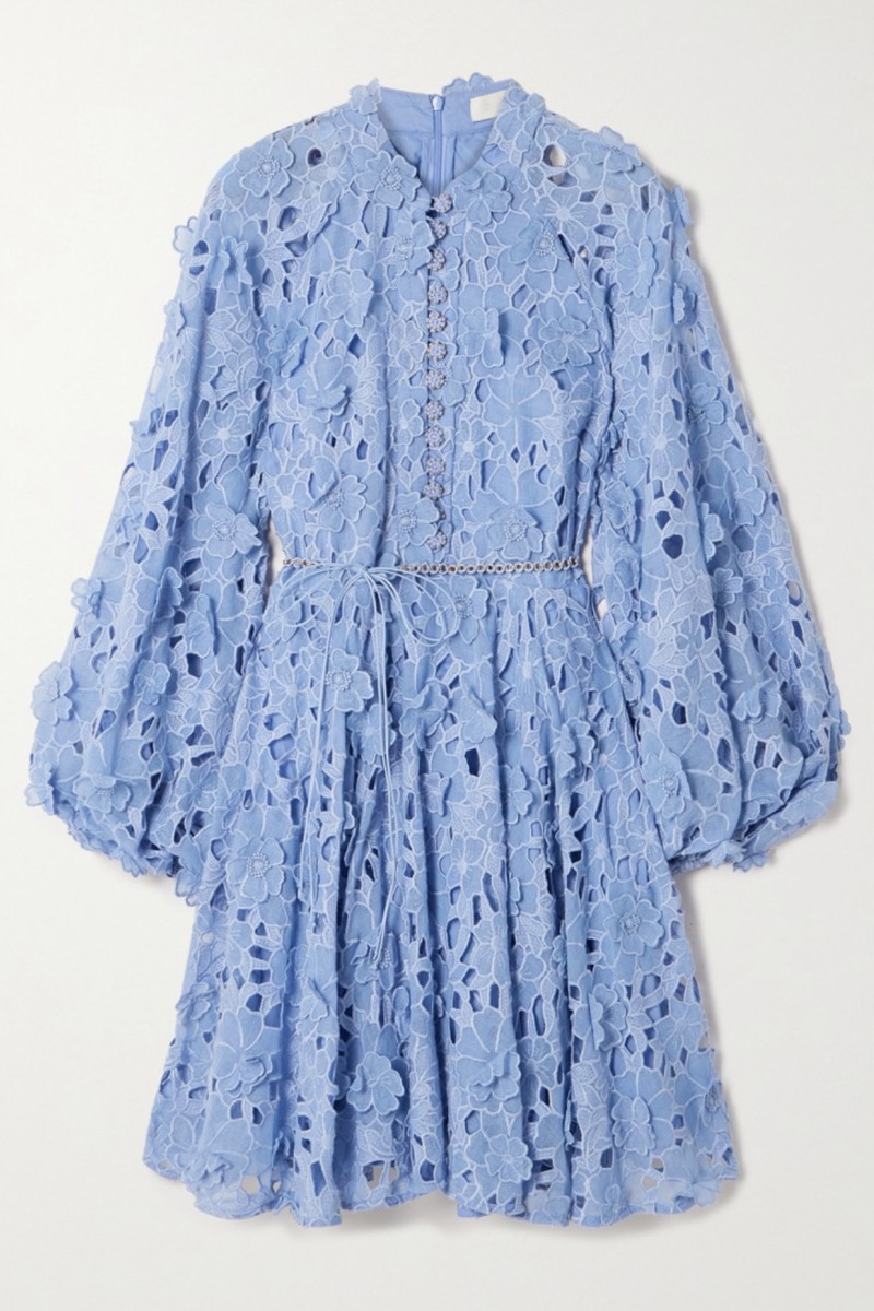   Платье из цветочного кружева