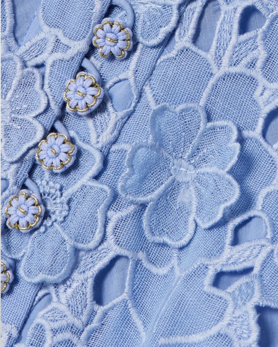   Платье из цветочного кружева