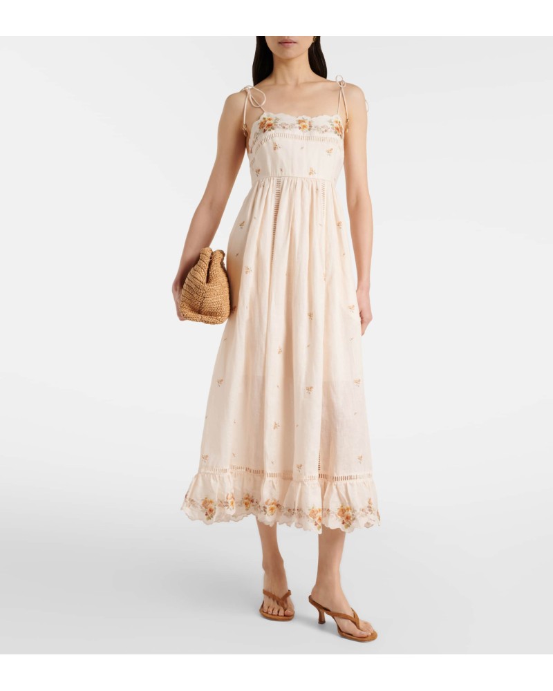          Платье Creamy кружевом