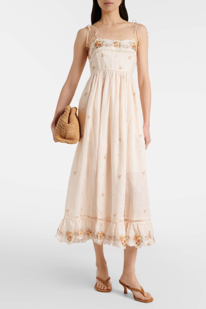          Платье Creamy кружевом