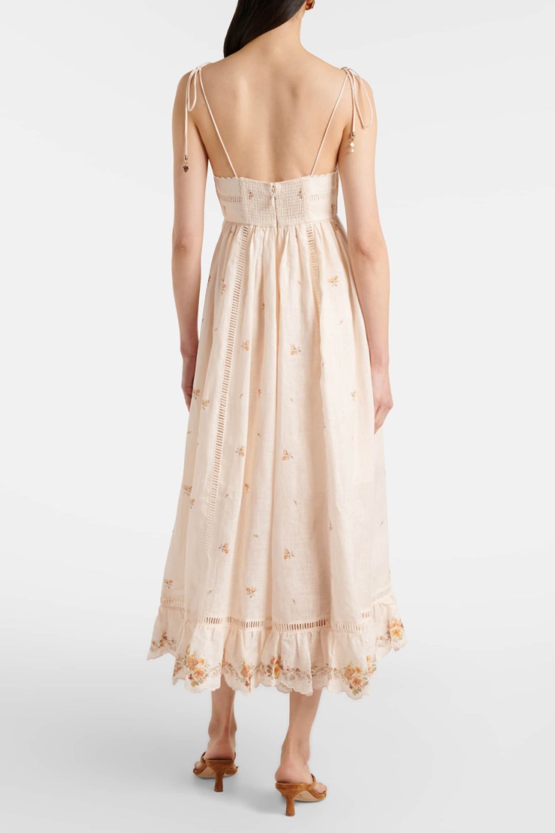          Платье Creamy кружевом