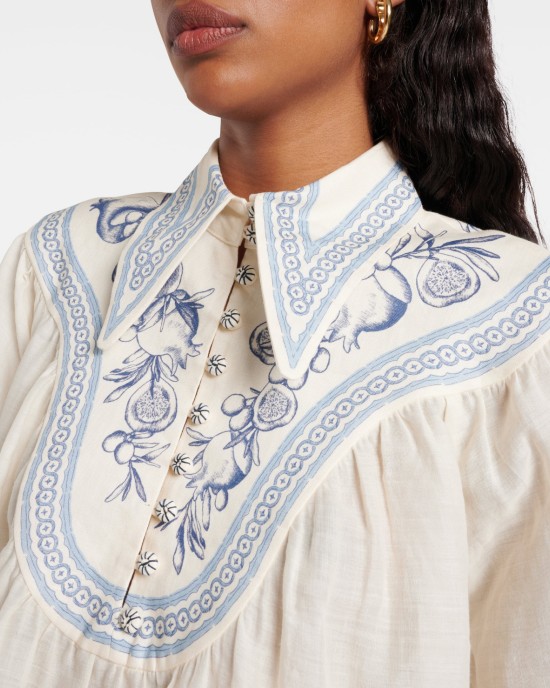      Костюм с узором 