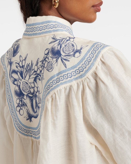      Костюм с узором 