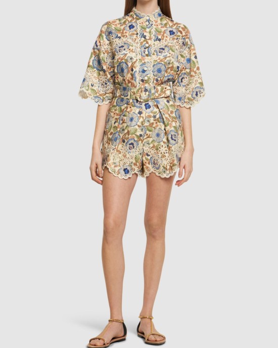      Костюм с фестонами