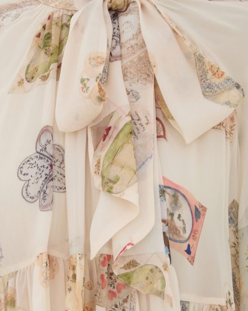        Платье Hypnotic миди