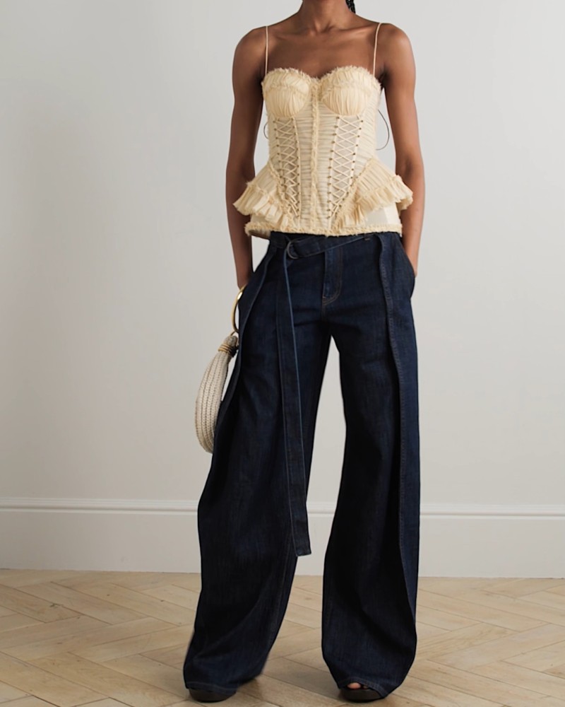           Блуза-корсет из шелка