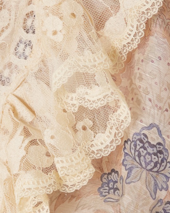         Костюм Dalphie с кружевом