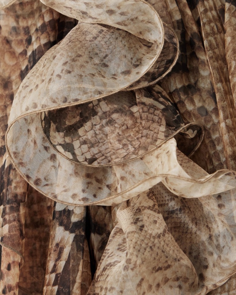           Платье макси с анималистичным принтом