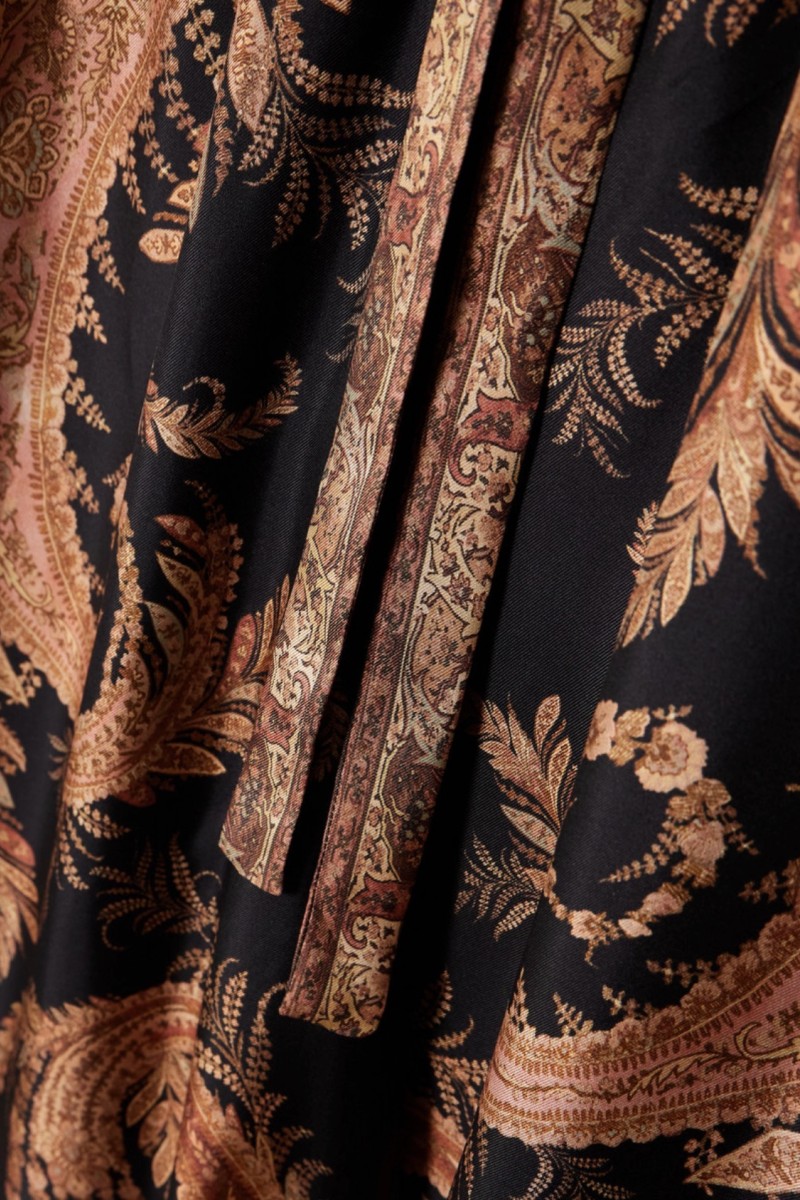         Костюм Talore из шелка