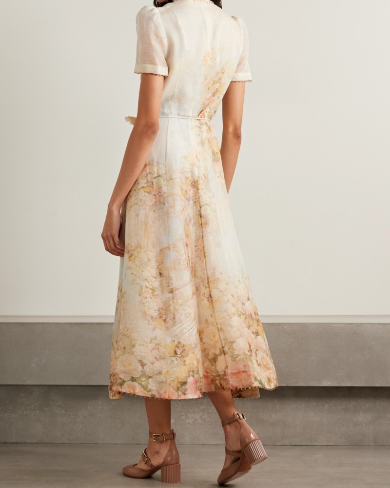           Платье с лепестками миди