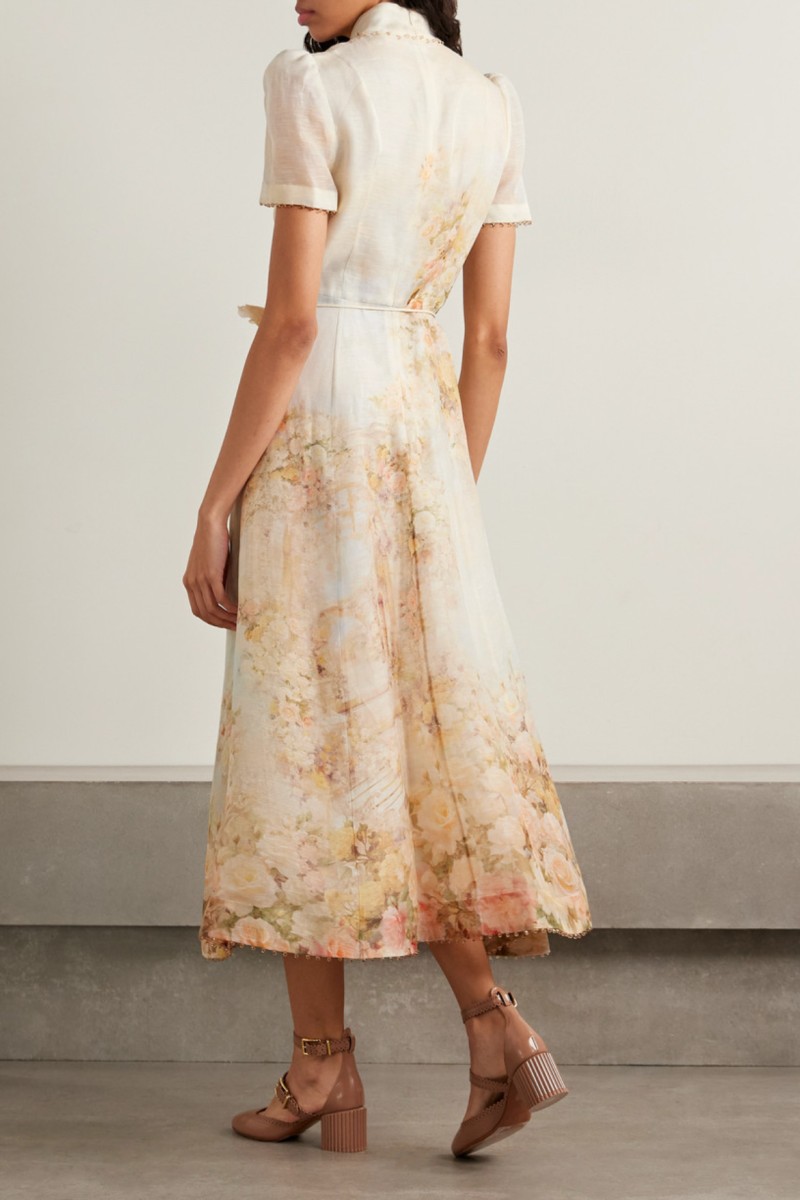           Платье с лепестками миди