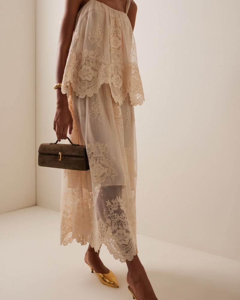          Платье Bella из кружева