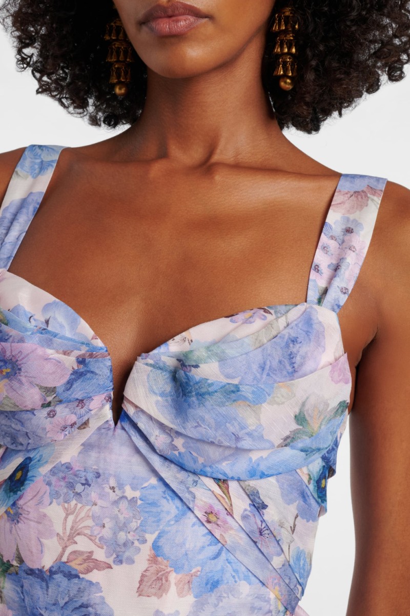         Платье Rebella