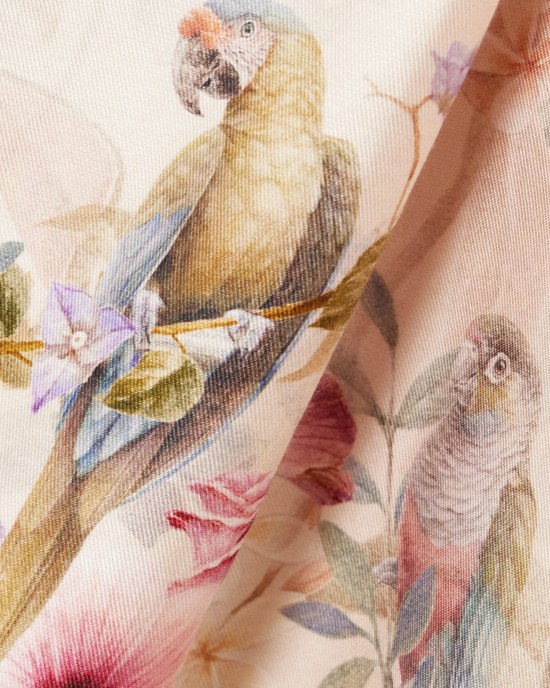        Костюм с птицами